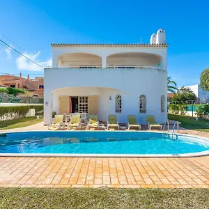 villa-noras.hotelaalgarve.com/